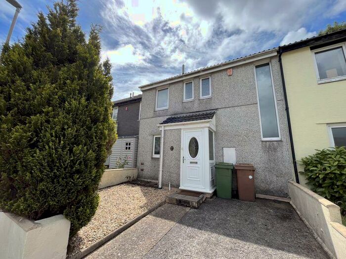 3 Bedroom Terraced House To Rent In Fully Booked On Viewings, PL6