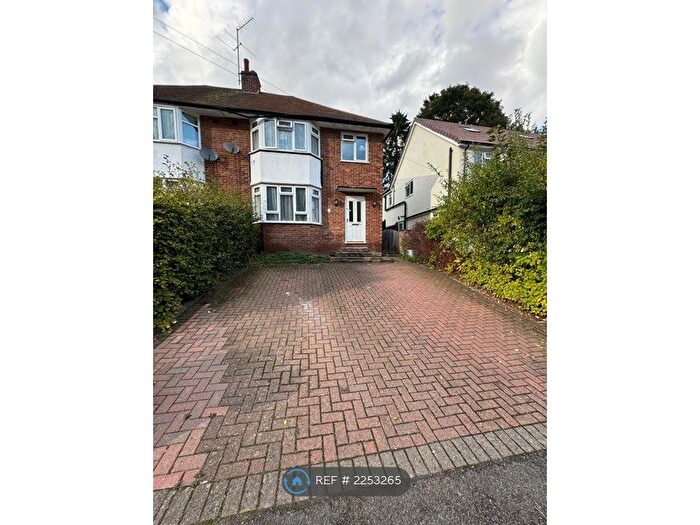 3 Bedroom Semi-Detached House To Rent In Micklefield Road, High Wycombe, HP13