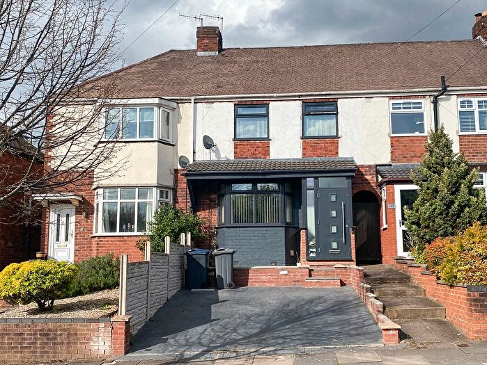 3 Bedroom Terraced House For Sale In Dyas Avenue, Birmingham, B42