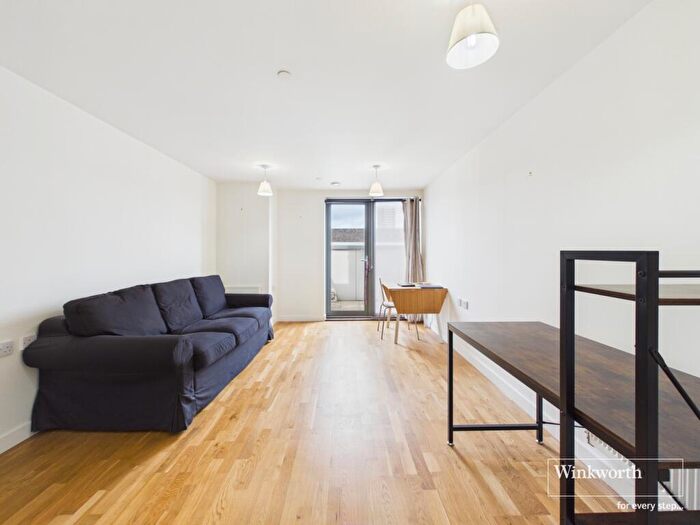 1 Bedroom Apartment For Sale In High Road, Wembley, HA9