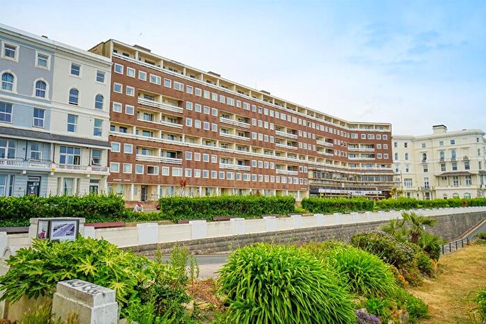 2 Bedroom Flat For Sale In Albany Court, Robertson Terrace, Hastings, East Sussex, TN34