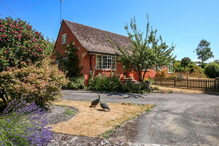 4 Bedroom Country House For Sale In Church Lane, Middle Woodford, Salisbury, Wiltshire, SP4