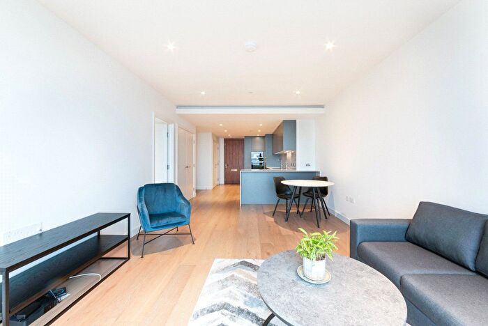 1 Bedroom Flat To Rent In Surrey Quays Road, London, SE16