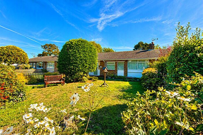 2 Bedroom Bungalow For Sale In Leep Lane, Alversoke, Gosport, PO12