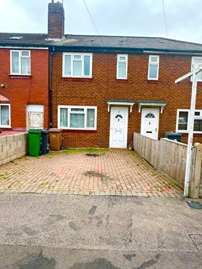 2 Bedroom Terraced House To Rent In Solway Road South, Luton, LU3