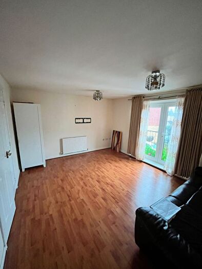2 Bedroom Flat For Sale In Deanery Court, Manchester, M8