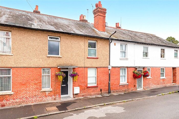 2 Bedroom Terraced House For Sale In Raymond Road, Maidenhead, Berkshire, SL6