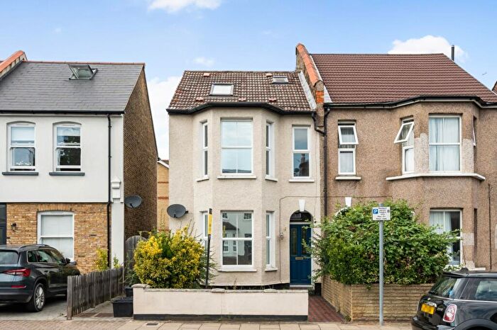 4 Bedroom Terraced House To Rent In Southlands Road Bromley, BR2