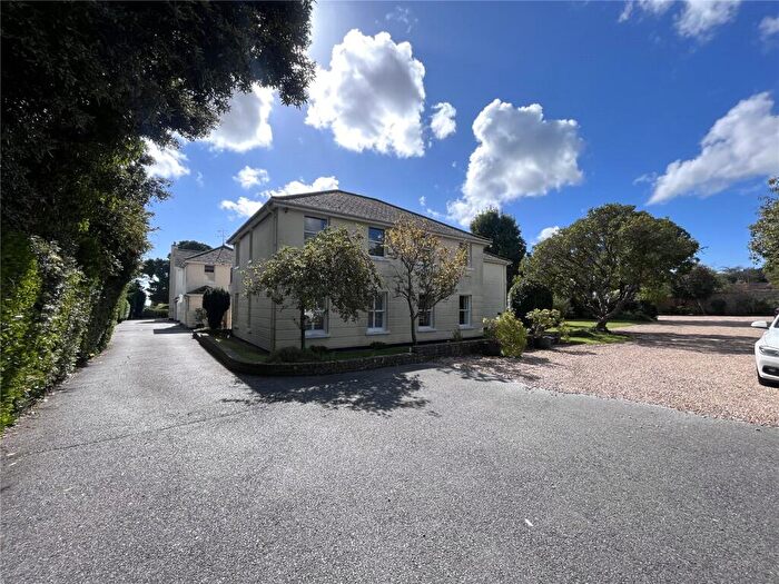 1 Bedroom Apartment For Sale In Church Street, Willingdon, Eastbourne, BN22