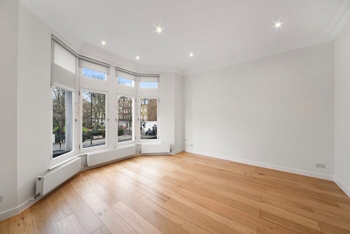 1 Bedroom Flat To Rent In Brompton Road, Knightsbridge, SW3