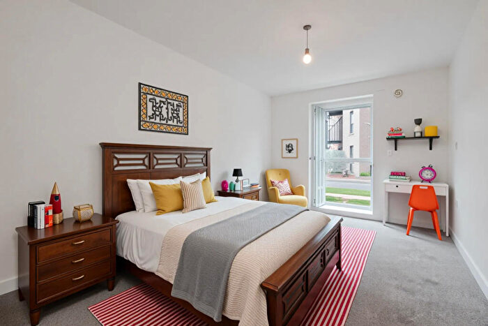 2 Bedroom Apartment To Rent In Brick Kiln Road, Manchester, M12