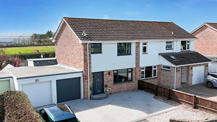 3 Bedroom Semi-Detached House To Rent In Southlands, Wrafton, Braunton, EX33