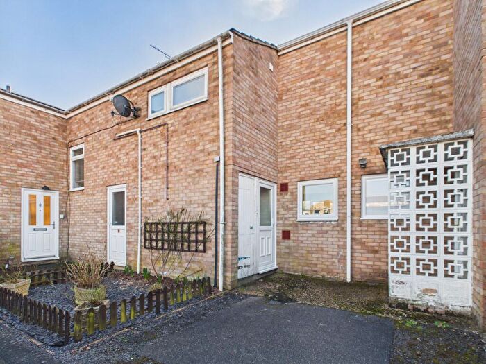 3 Bedroom Terraced House For Sale In Woolford Way, Basingstoke, RG23