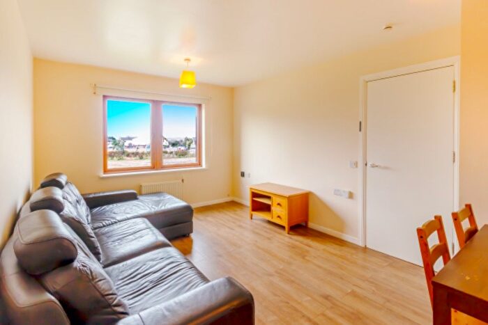 2 Bedroom Flat To Rent In West Pilton Avenue, Pilton, Edinburgh, EH4