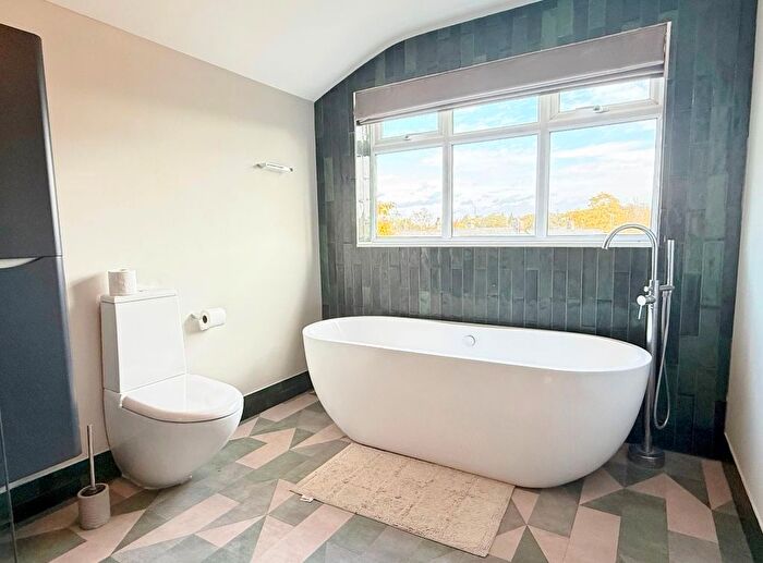 3 Bedroom Terraced House To Rent In Mill Hill, Newmarket, CB8