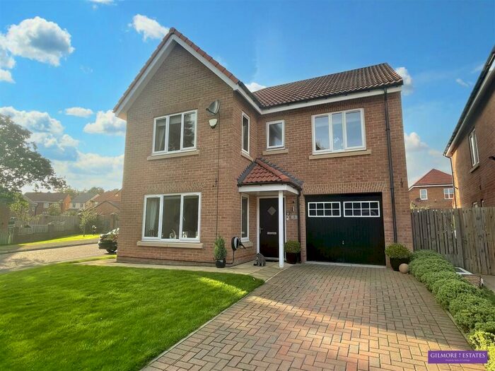 4 Bedroom Detached House For Sale In Nightingale Close, Cottier Grange, Prudhoe, Northumberland, NE42