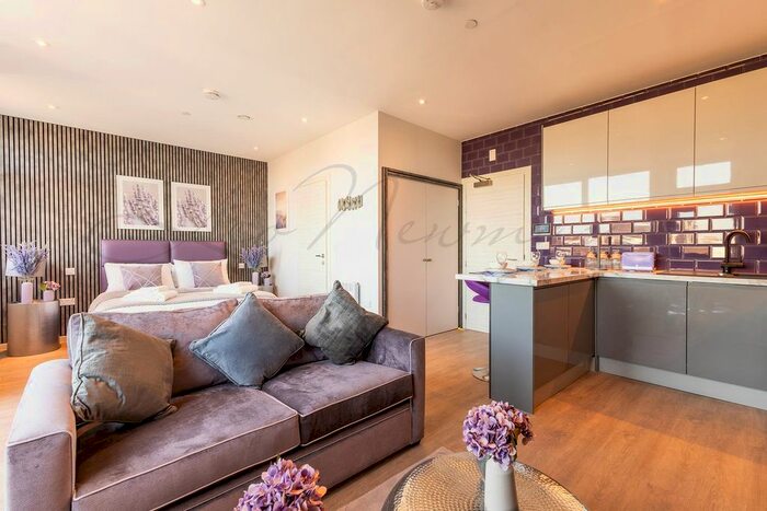 Studio To Rent In High Street, Orpington, BR6