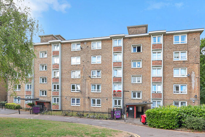 2 Bedroom Apartment To Rent In Sankey House, St James Avenue, London, E2