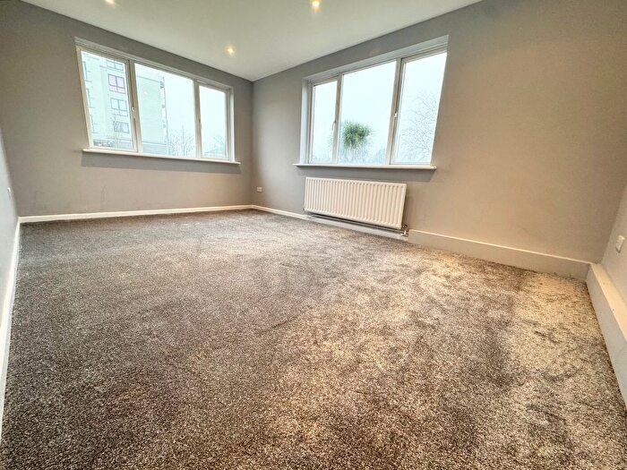 2 Bedroom Flat To Rent In Upton Road, Poole, BH17