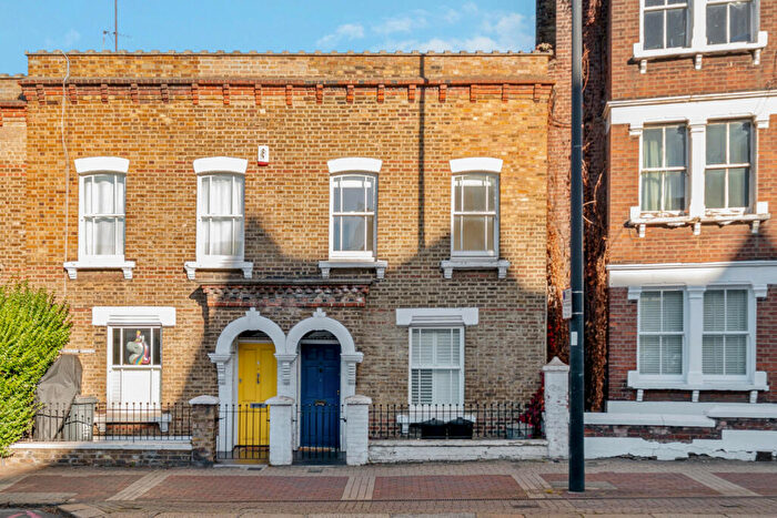 3 Bedroom Terraced House To Rent In Latchmere Road, SW11