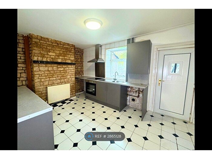 2 Bedroom Terraced House To Rent In Whalley Road, Bury, BL0