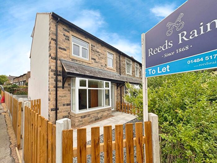 4 Bedroom End Of Terrace House To Rent In Lister Street, Huddersfield, West Yorkshire, HD5