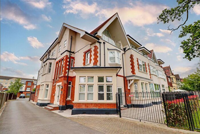 2 Bedroom Flat For Sale In St. Hildas Mews, Westcliff-on-Sea, SS0