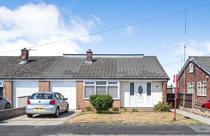 3 Bedroom Bungalow For Sale In Melrose Avenue, Burtonwood, Warrington, Cheshire, WA5
