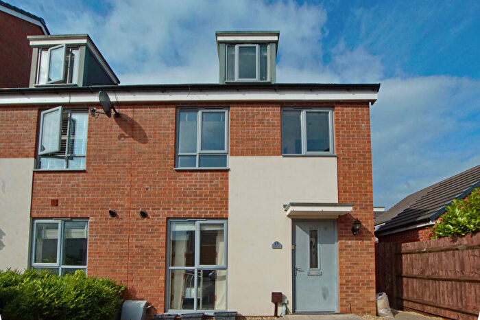 6 Bedroom Town House To Rent In Barnwood, Cheswick Village, BS16