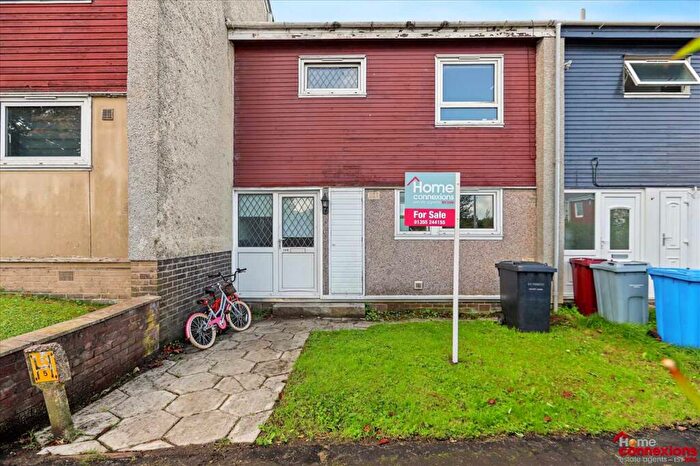 3 Bedroom End Of Terrace House For Sale In Troon Avenue, Greenhills, East Kilbride, G75