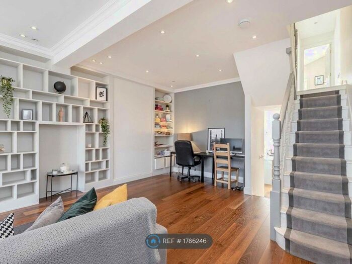 5 Bedroom Terraced House To Rent In Gilstead Road, London, SW6