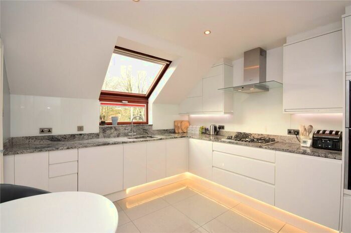 3 Bedroom Apartment To Rent In Sandhill Lawns, Sandhill Lane, Leeds, West Yorkshire, LS17