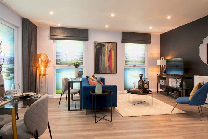 2 Bedroom Apartment To Rent In Forest Road, Walthamstow, E17