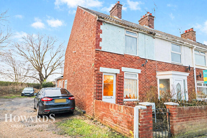 2 Bedroom End Of Terrace House For Sale In Elm Road, Caister-on-Sea, NR30