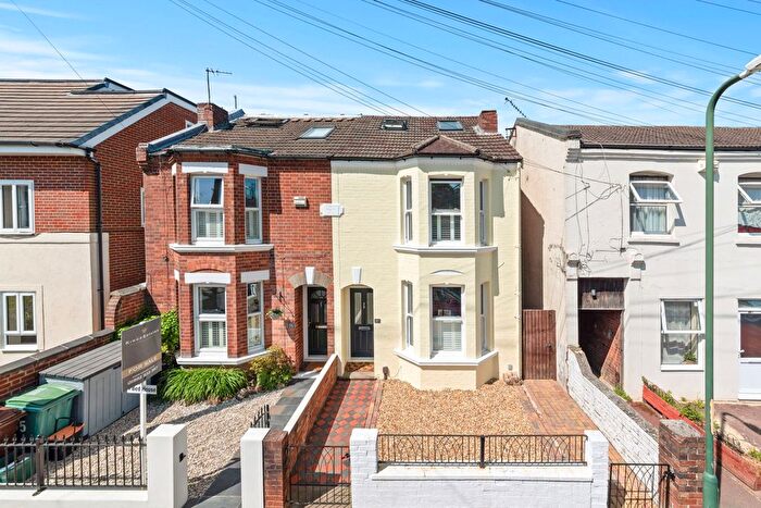 5 Bedroom Semi Detached House For Sale In Albion Road, Tunbridge Wells, TN1