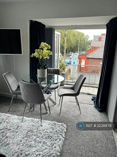 2 Bedroom Flat To Rent In Hear Pure & Wellbeing Ltd, Chester, CH2