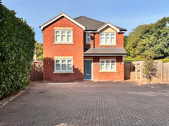 4 Bedroom Detached House To Rent In Brooke Road, Kenilworth, CV8
