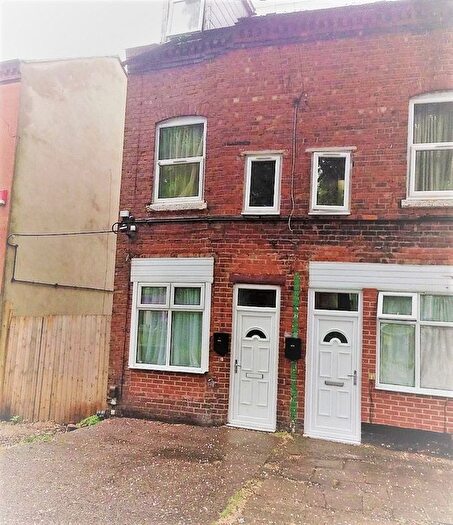 3 Bedroom Terraced House To Rent In Oxhill Road, Birmingham, West Midlands, B21