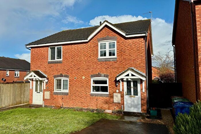 2 Bedroom Semi-Detached House To Rent In Sparrow Way, Greater Leys, Oxford, OX4