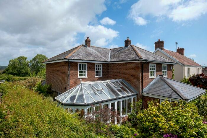 4 Bedroom Detached House For Sale In Netherhay, Beaminster, DT8