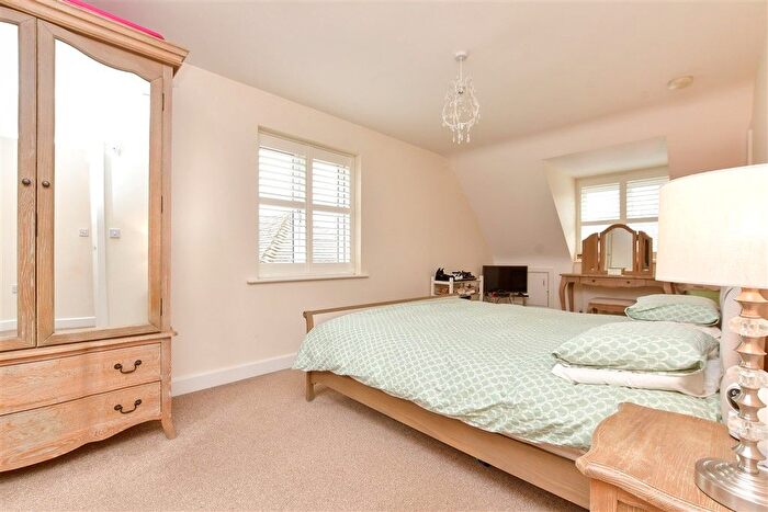 3 Bedroom Semi-Detached House For Sale In Marley Rise, Dorking, Surrey, RH4