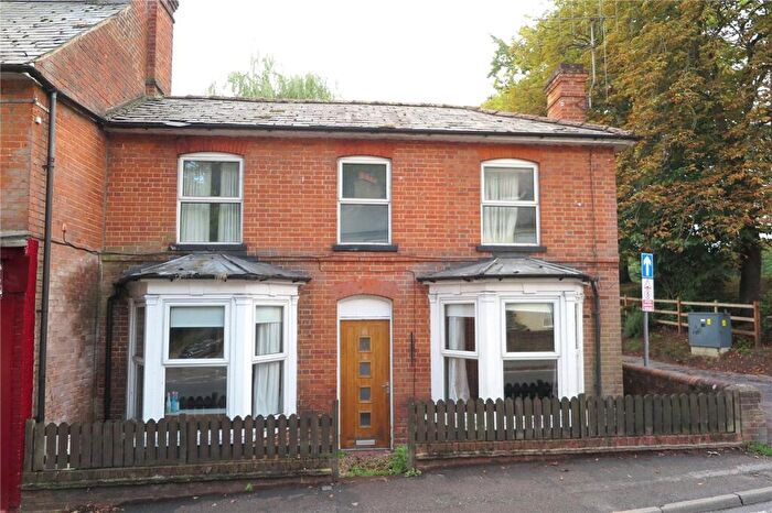 4 Bedroom Semi Detached House To Rent In Upper Hale Road, Farnham, Surrey, GU9