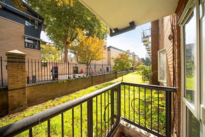 2 Bedroom Flat For Sale In Fanshaw Street, Hoxton, N1