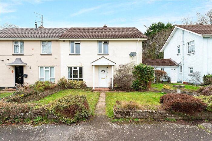 3 Bedroom Semi-Detached House For Sale In Chilworth Close, Chilworth, Southampton, Hampshire, SO16