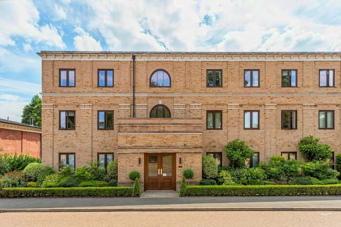 2 Bedroom Flat To Rent In Hampton Road, Stanmore, HA7