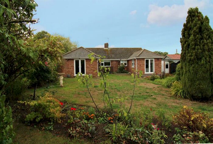 2 Bedroom Detached Bungalow For Sale In Heath Road, Hessett, Bury St. Edmunds, IP30