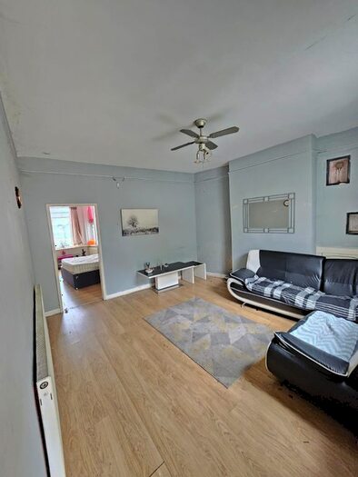 1 Bedroom Flat To Rent In Branston Road, Burton-On-Trent, DE14