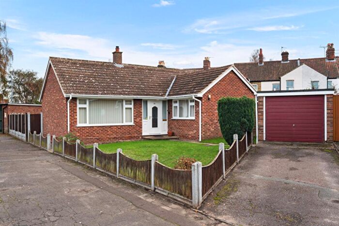 2 Bedroom Detached Bungalow For Sale In Meadow Rise Road, Norwich, NR2