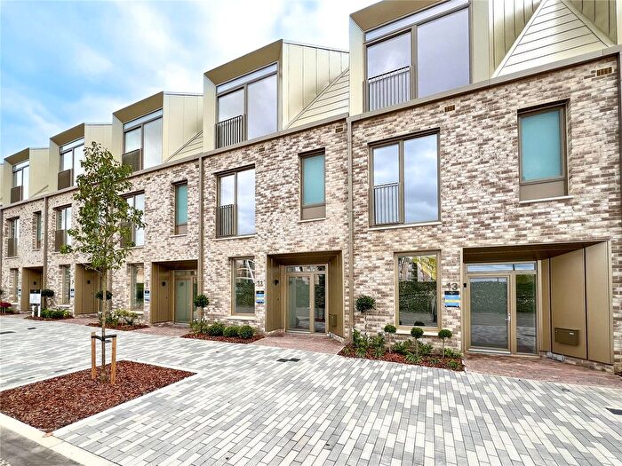 3 Bedroom Terraced House For Sale In Appleton Way, Knights Park, Eddington, Cambridge, CB3