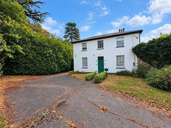 3 Bedroom Detached House To Rent In Radlett Lane, Shenley, WD7